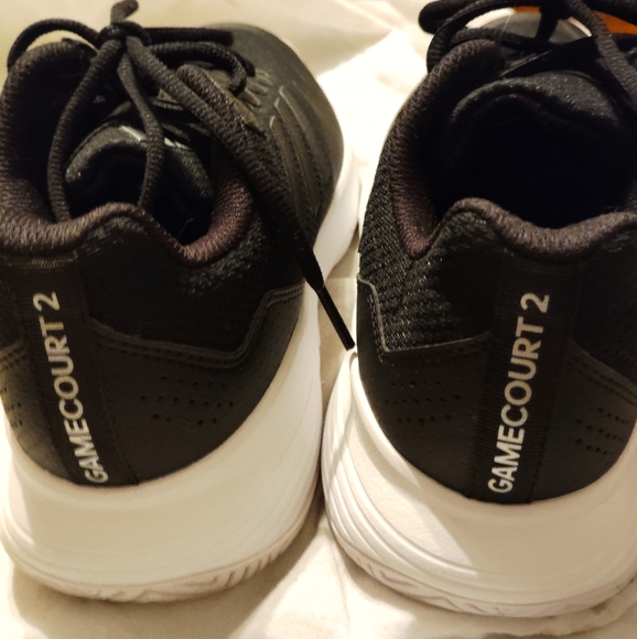 Womens black Game Court 2 tennis shoes - Picture 2 of 4